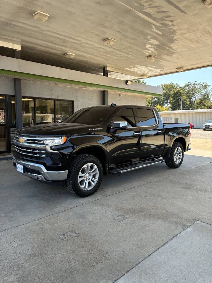 2024 CHEVROLET Silverado