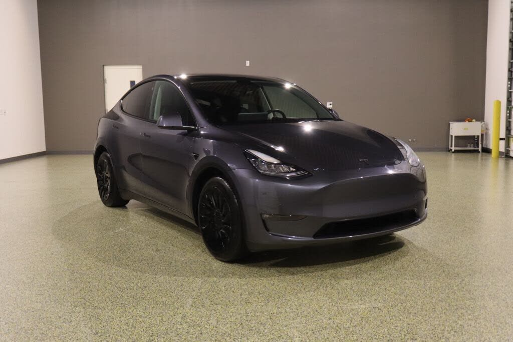 2021 TESLA Model Y