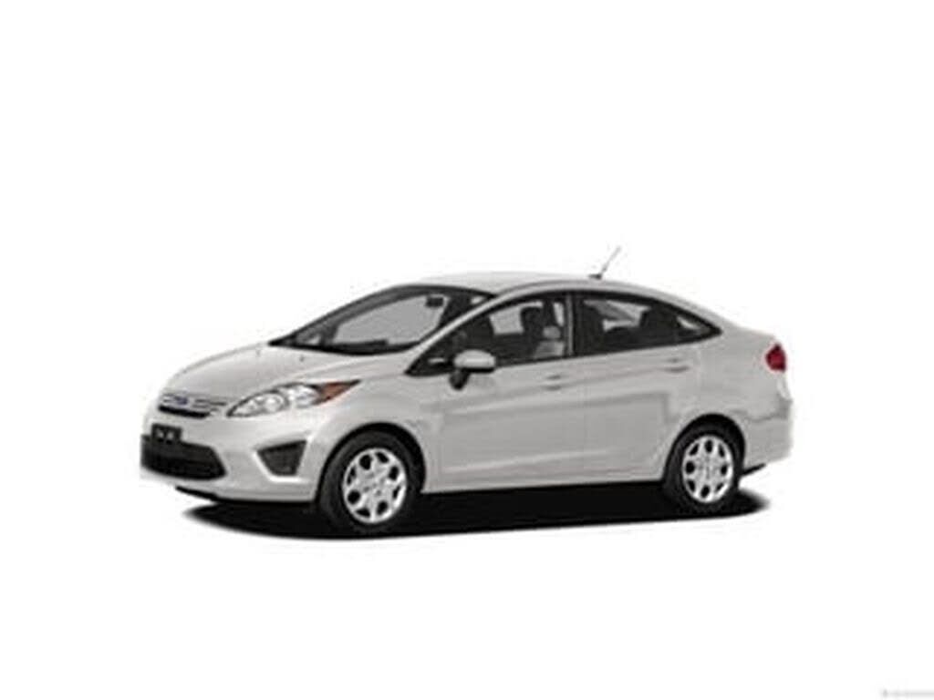 2013 FORD Fiesta