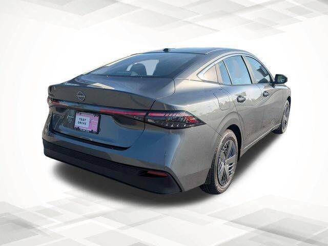 2027 NISSAN Sentra