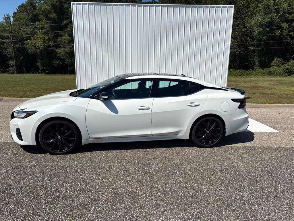 2021 NISSAN Maxima