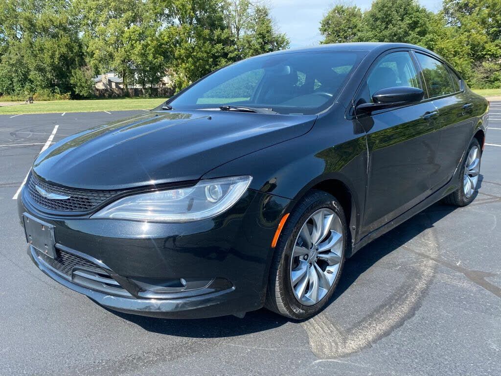 2016 CHRYSLER 200