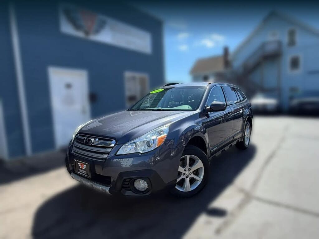 2014 SUBARU Outback