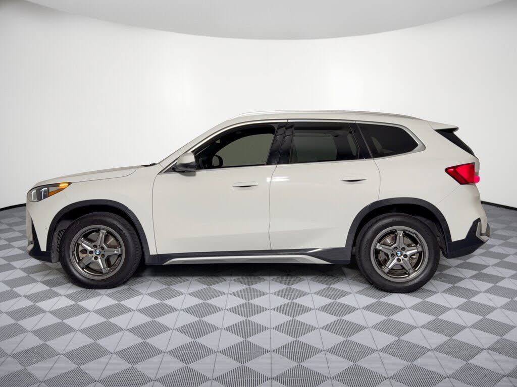 2025 BMW X1
