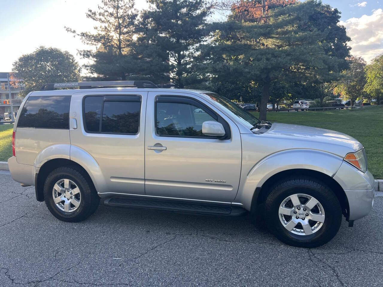 2005 NISSAN Pathfinder