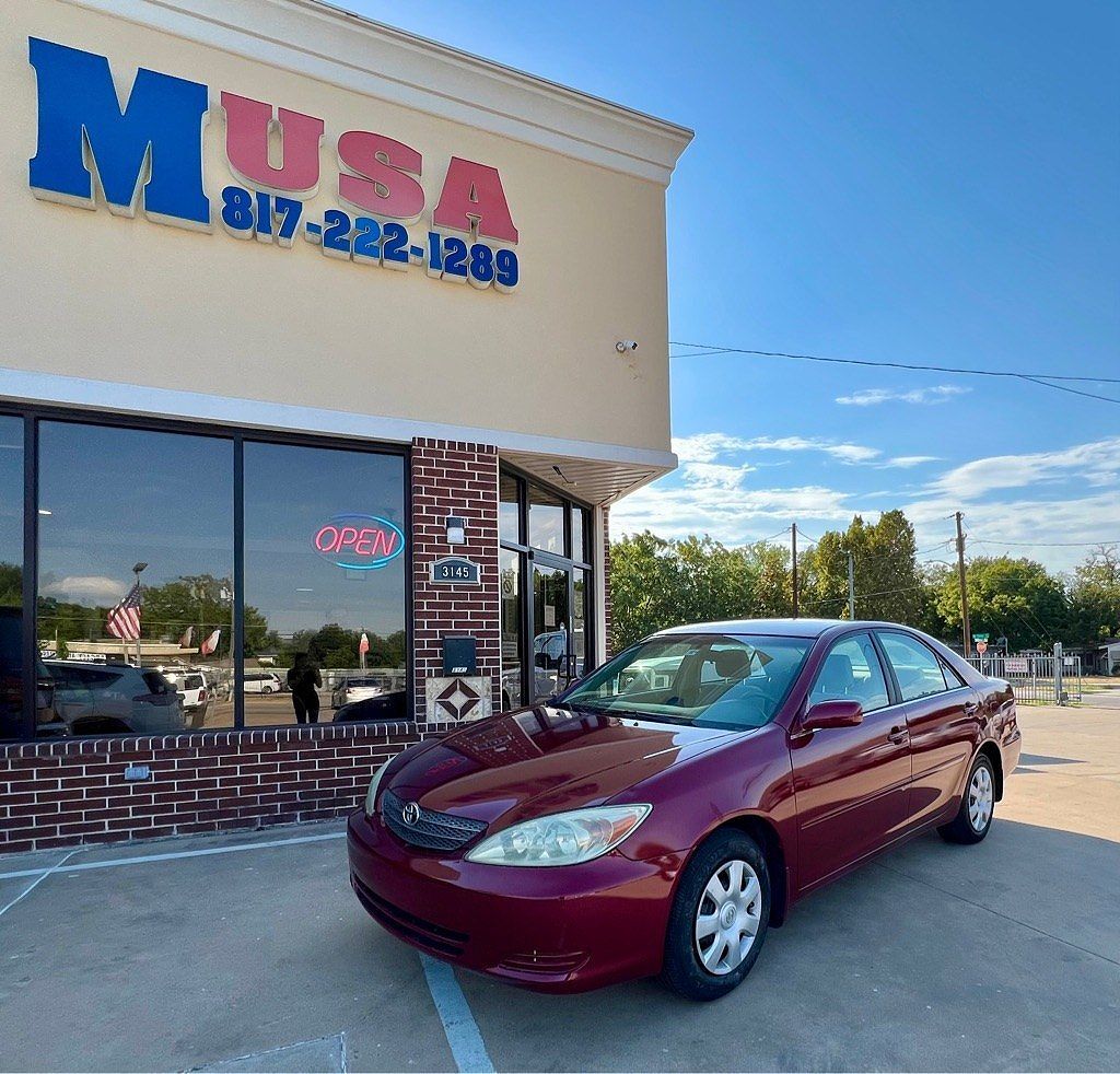 2004 TOYOTA Camry