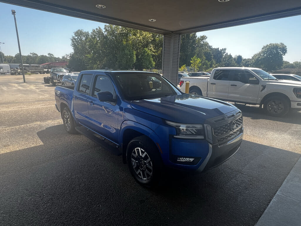 2025 NISSAN Frontier