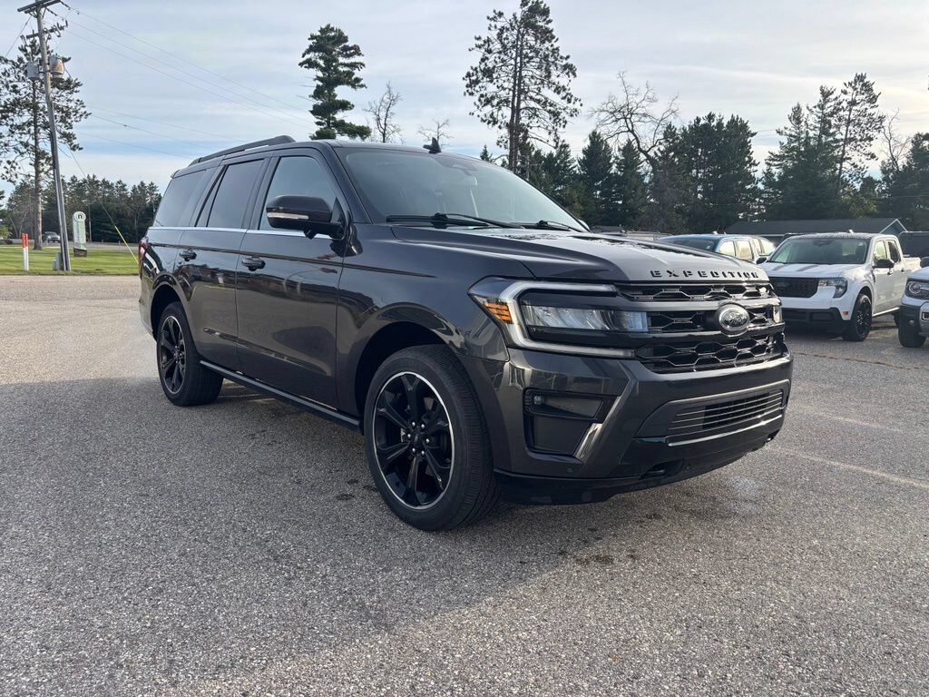 2024 FORD Expedition