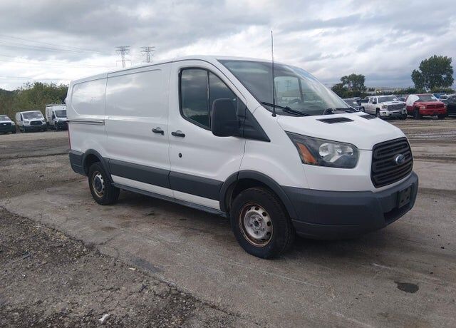 2015 FORD Transit