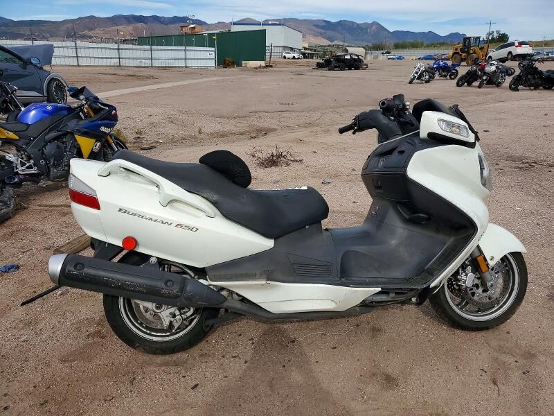2009 SUZUKI AN650