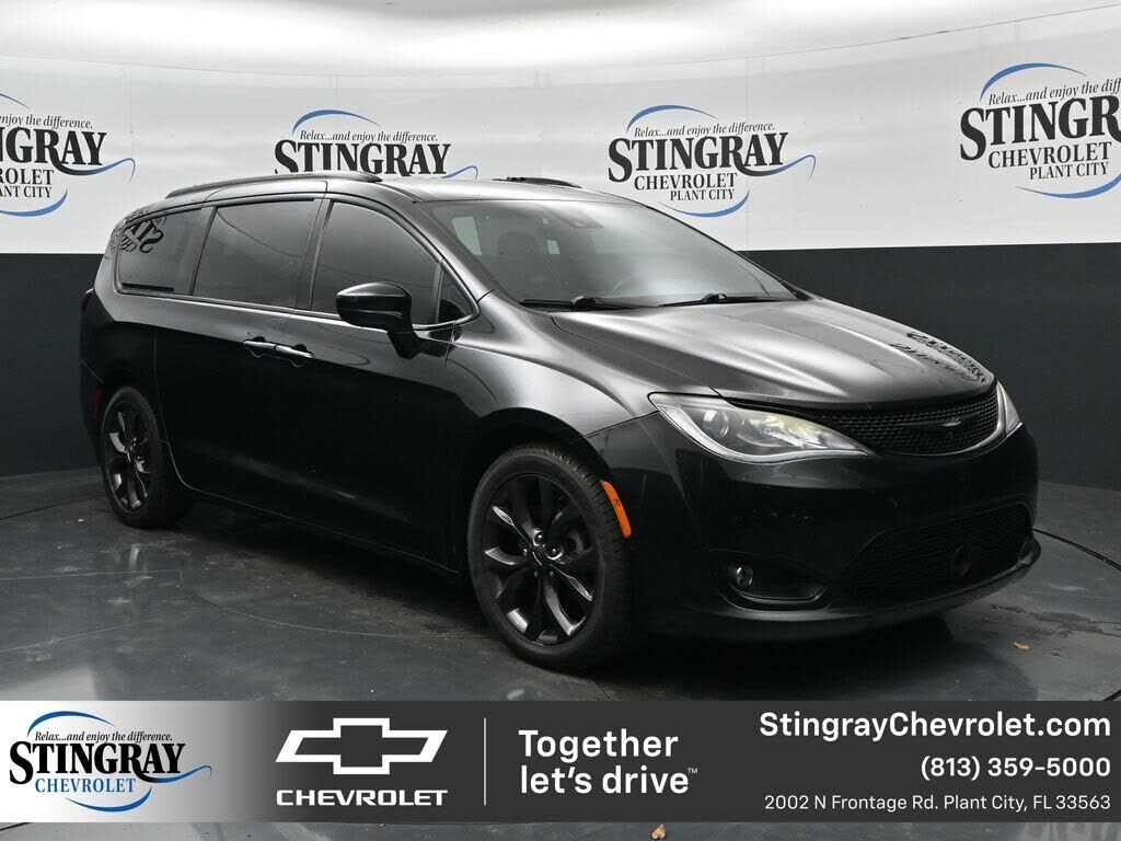 2019 CHRYSLER Pacifica