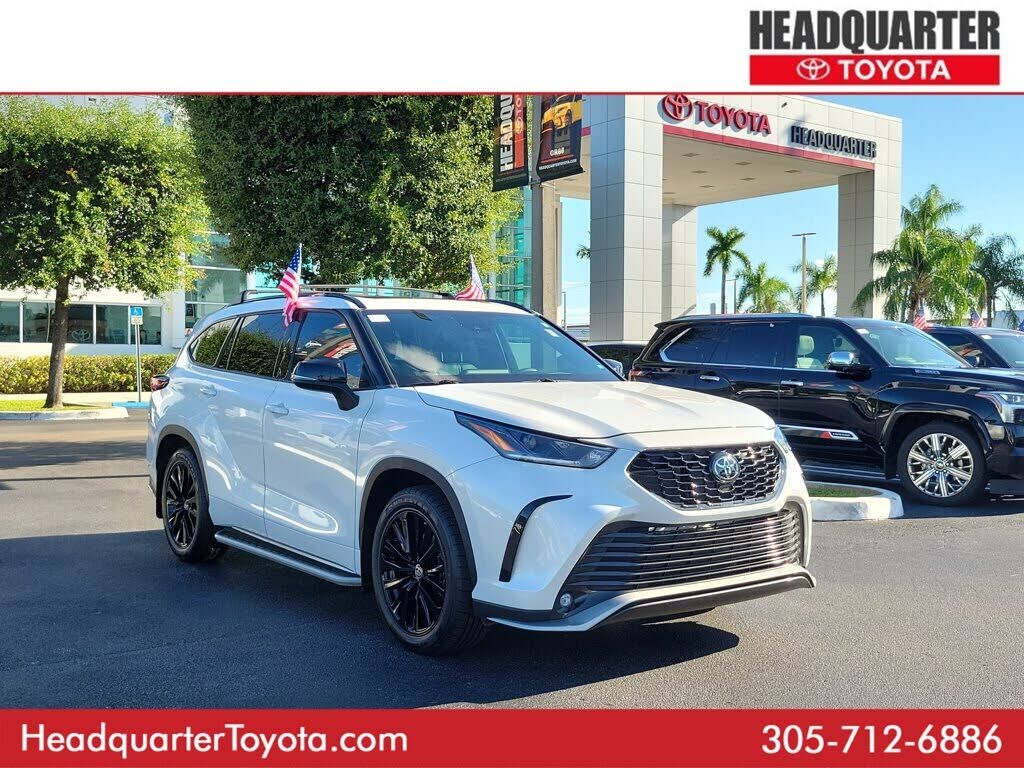 2024 TOYOTA Highlander