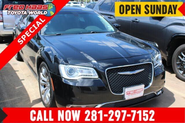2018 CHRYSLER 300