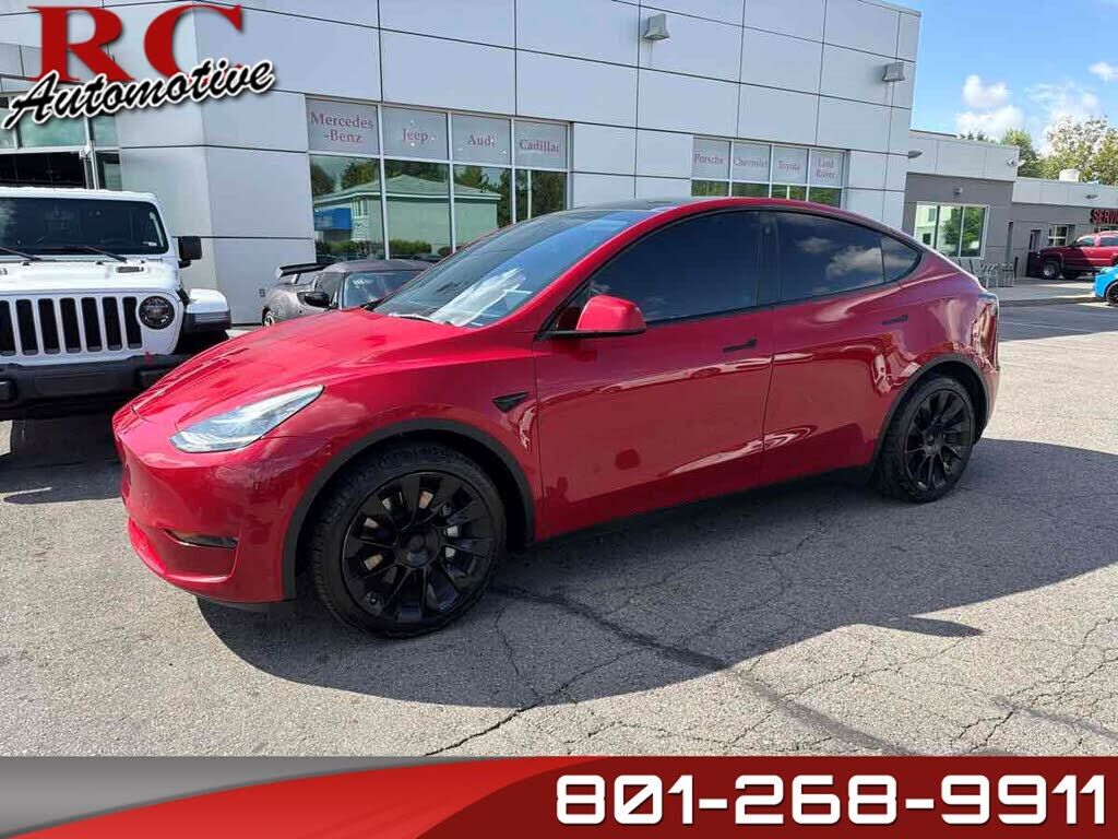 2022 TESLA Model Y