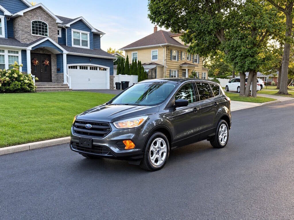 2017 FORD Escape