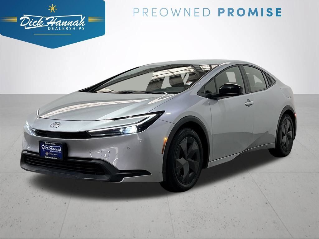 2025 TOYOTA PRIUS