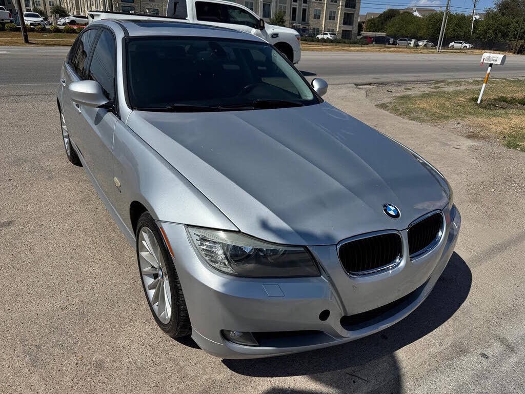 2011 BMW 3 Series