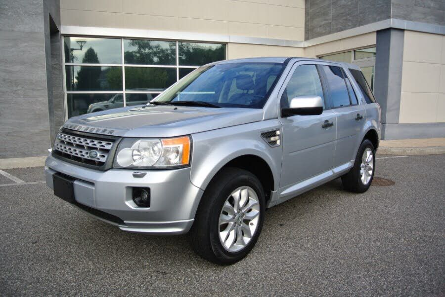 2011 LAND ROVER LR2
