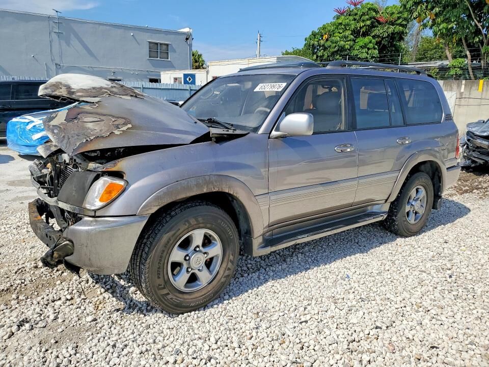 2001 TOYOTA Land Cruiser