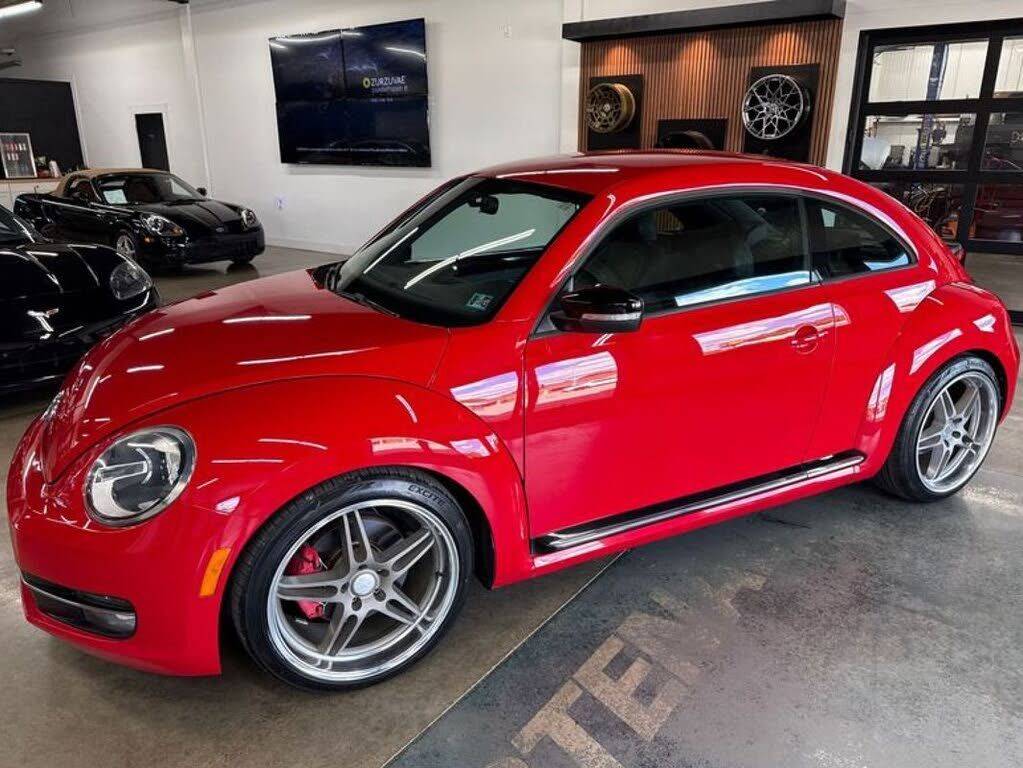 2012 VOLKSWAGEN Beetle
