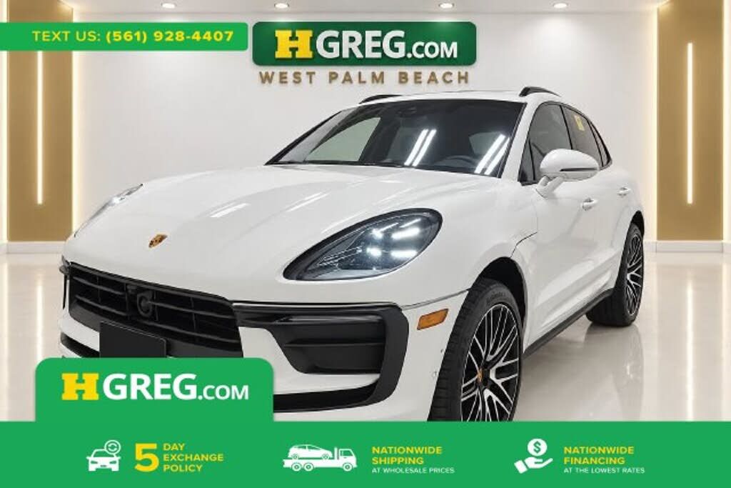 2023 PORSCHE Macan