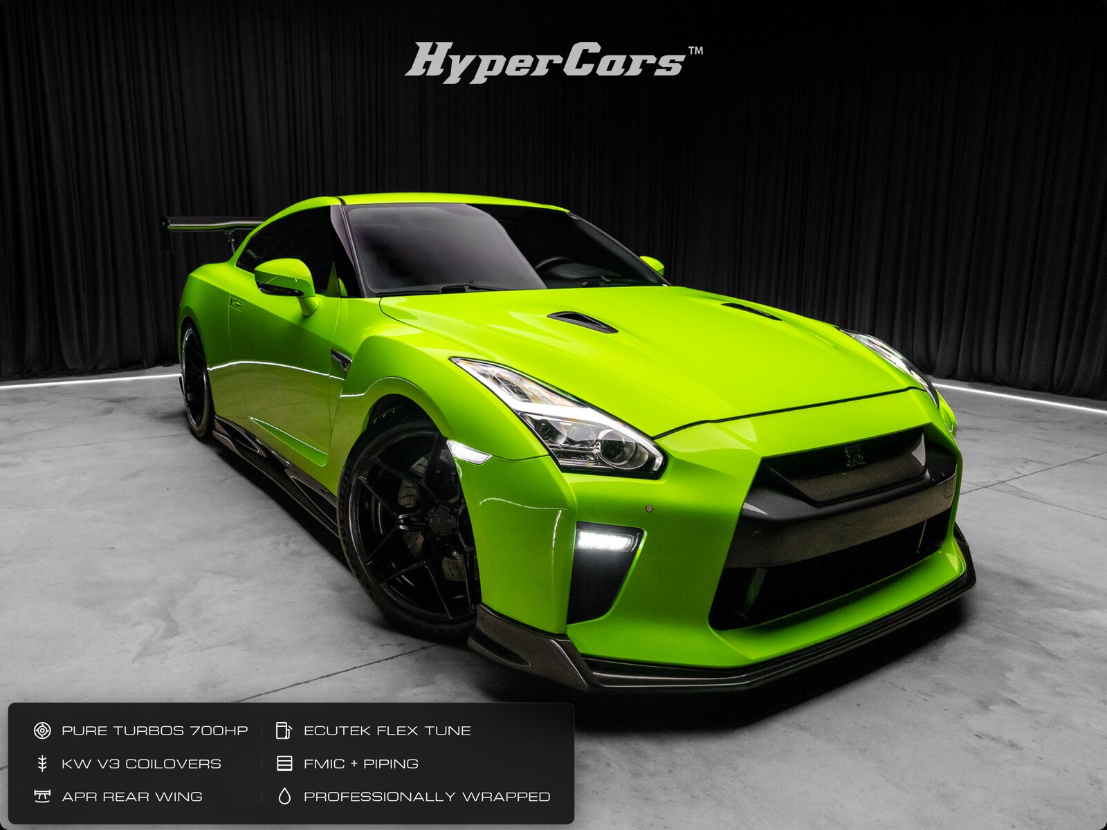 2017 NISSAN GT-R