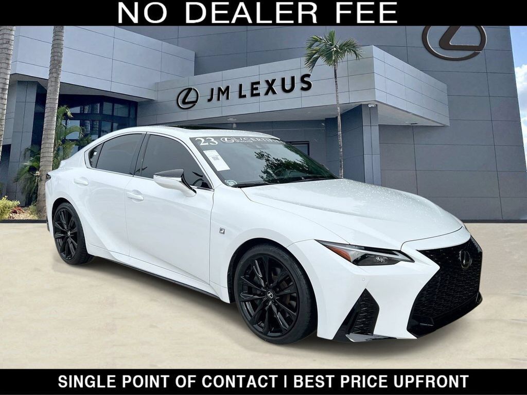 2023 LEXUS IS