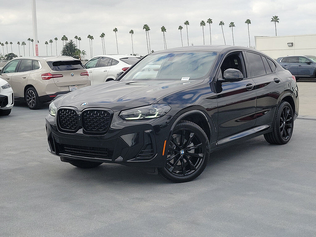2025 BMW X4