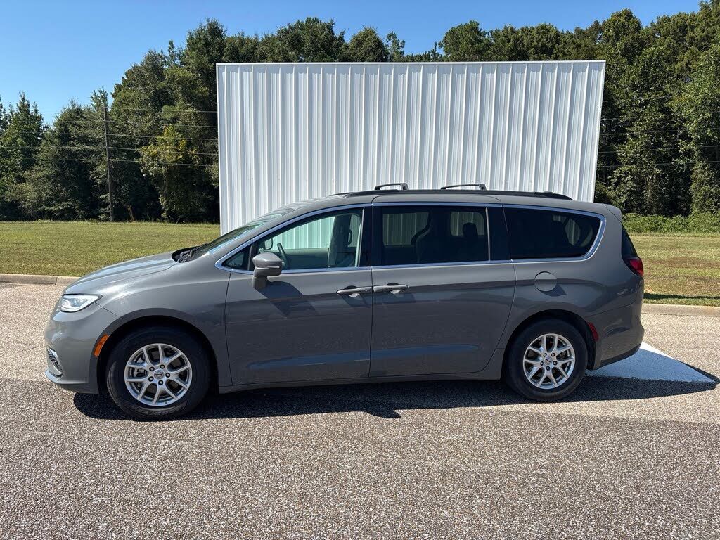 2022 CHRYSLER Pacifica