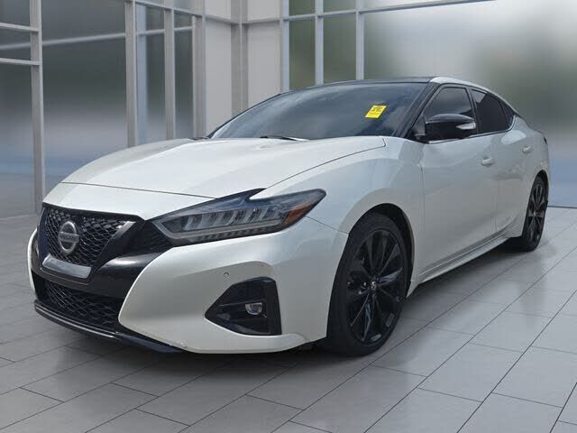 2022 NISSAN Maxima