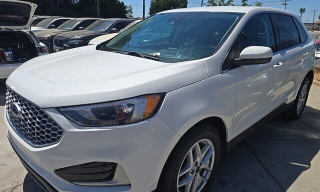 2024 FORD Edge