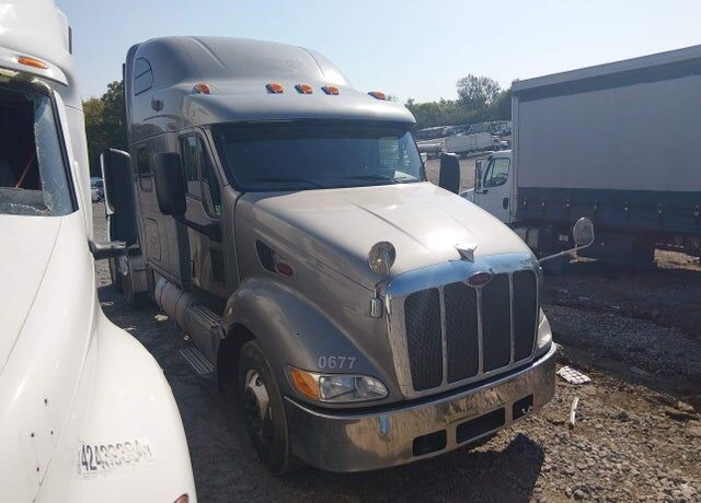 2006 PETERBILT 387