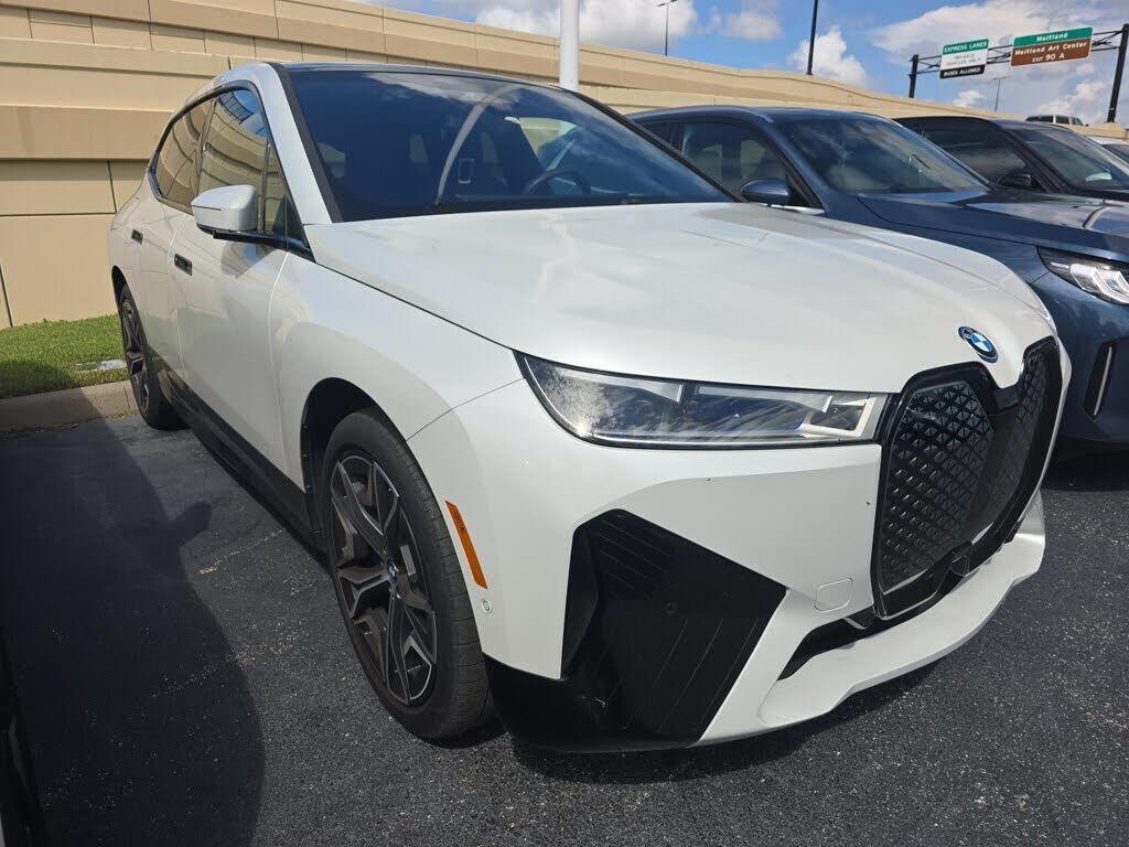 2023 BMW ix