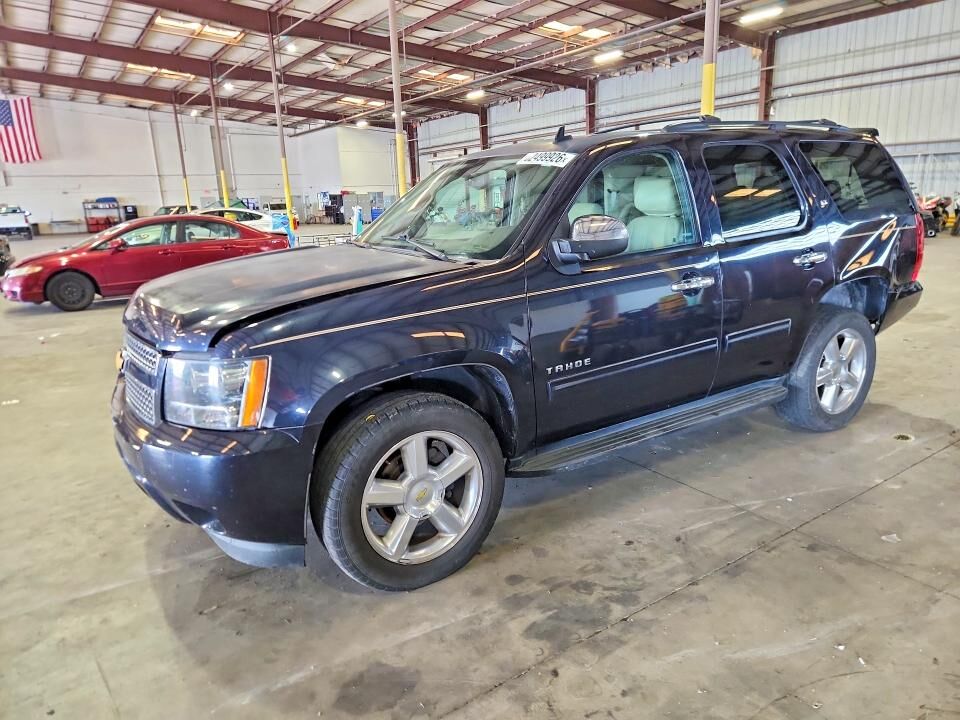2013 CHEVROLET Tahoe