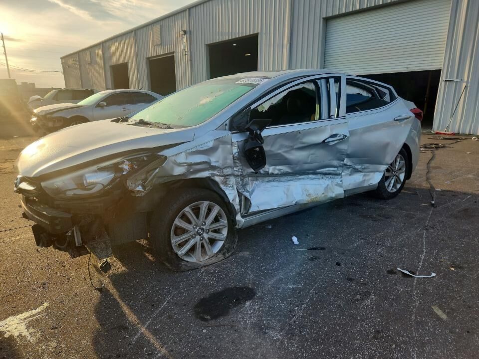 2015 HYUNDAI Elantra