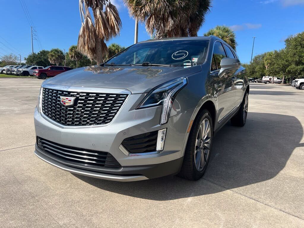 2025 CADILLAC XT5