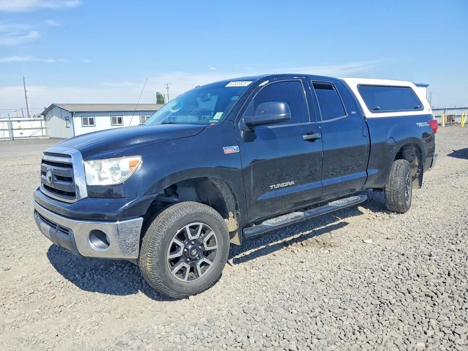 2010 TOYOTA Tundra