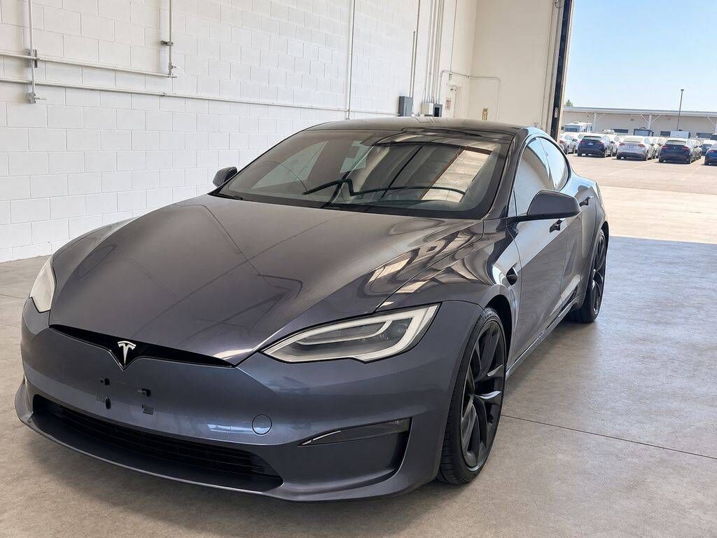 2022 TESLA Model S