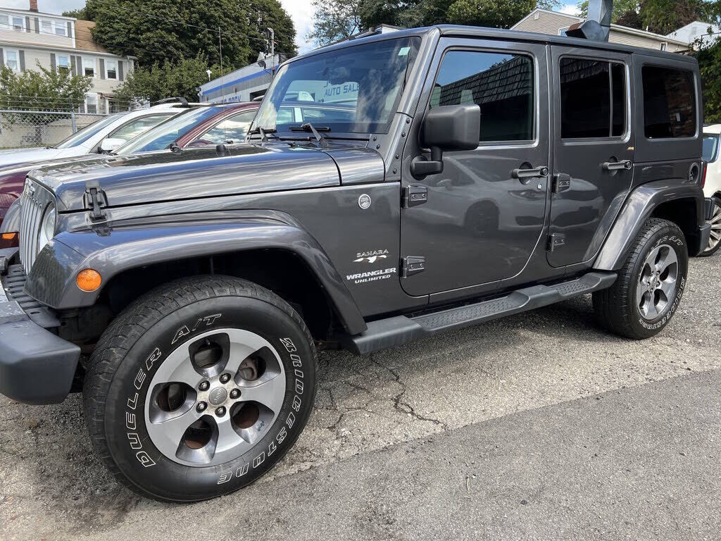 2017 JEEP Wrangler