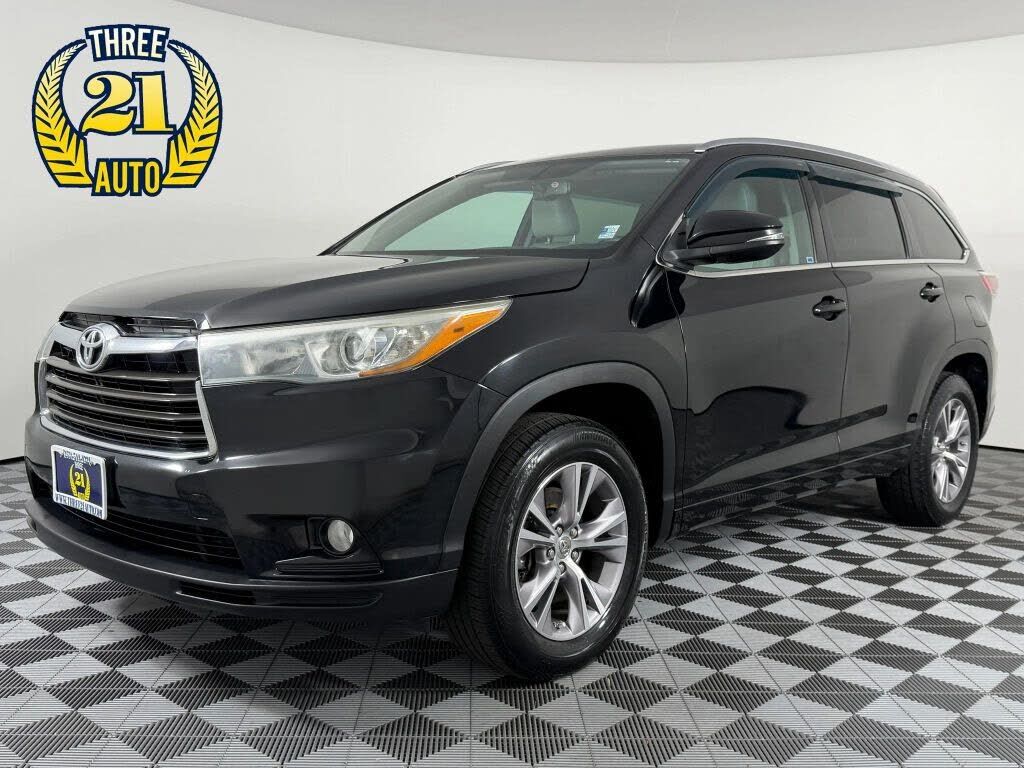 2015 TOYOTA Highlander