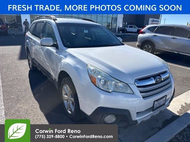 2013 SUBARU Outback
