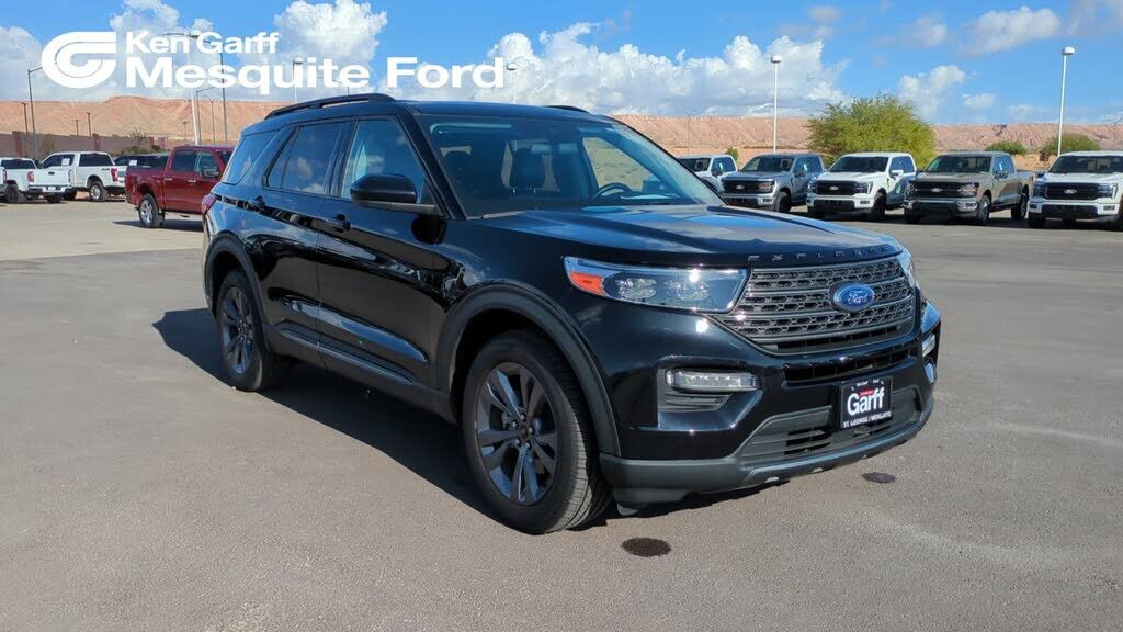 2023 FORD Explorer