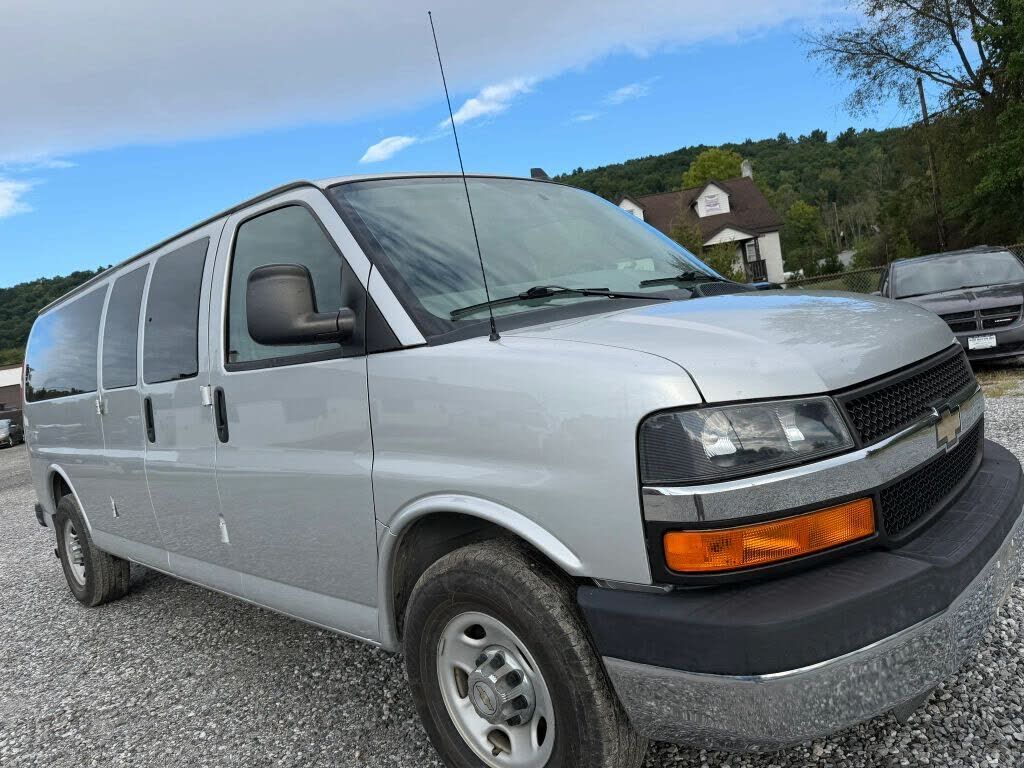 2016 CHEVROLET Express
