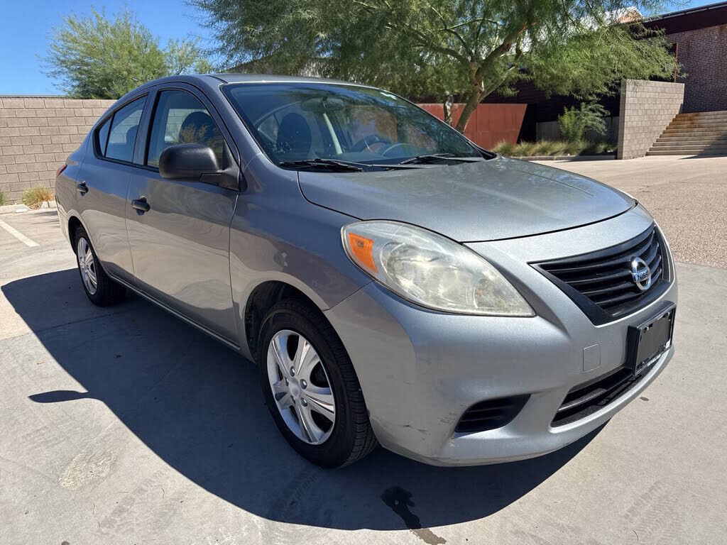 2014 NISSAN Versa