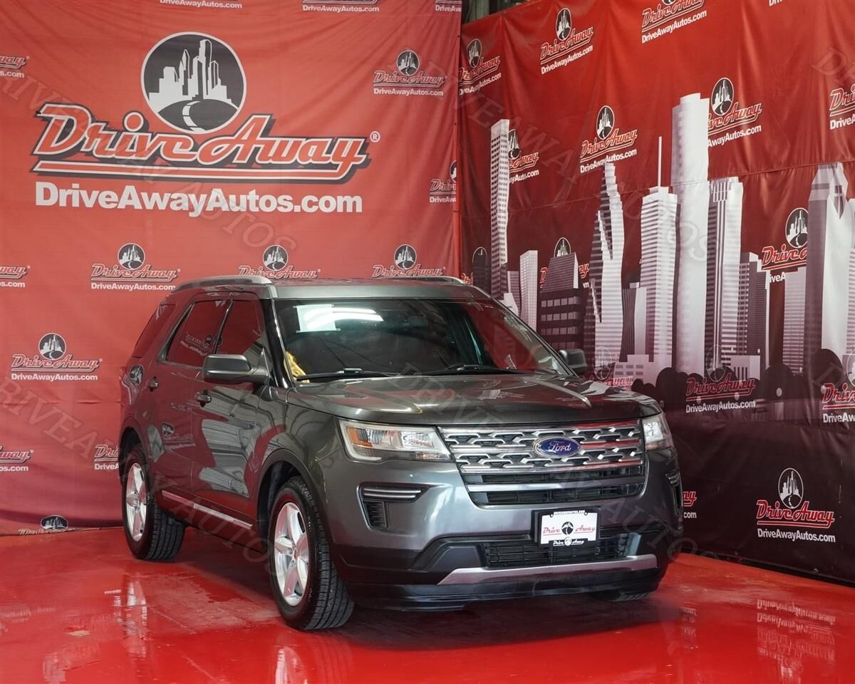 2019 FORD Explorer