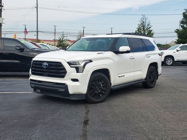 2024 TOYOTA Sequoia