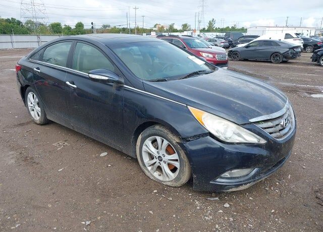 2011 HYUNDAI Sonata