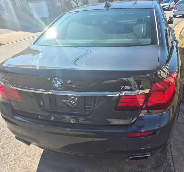 2015 BMW 750i / ALPINA B7