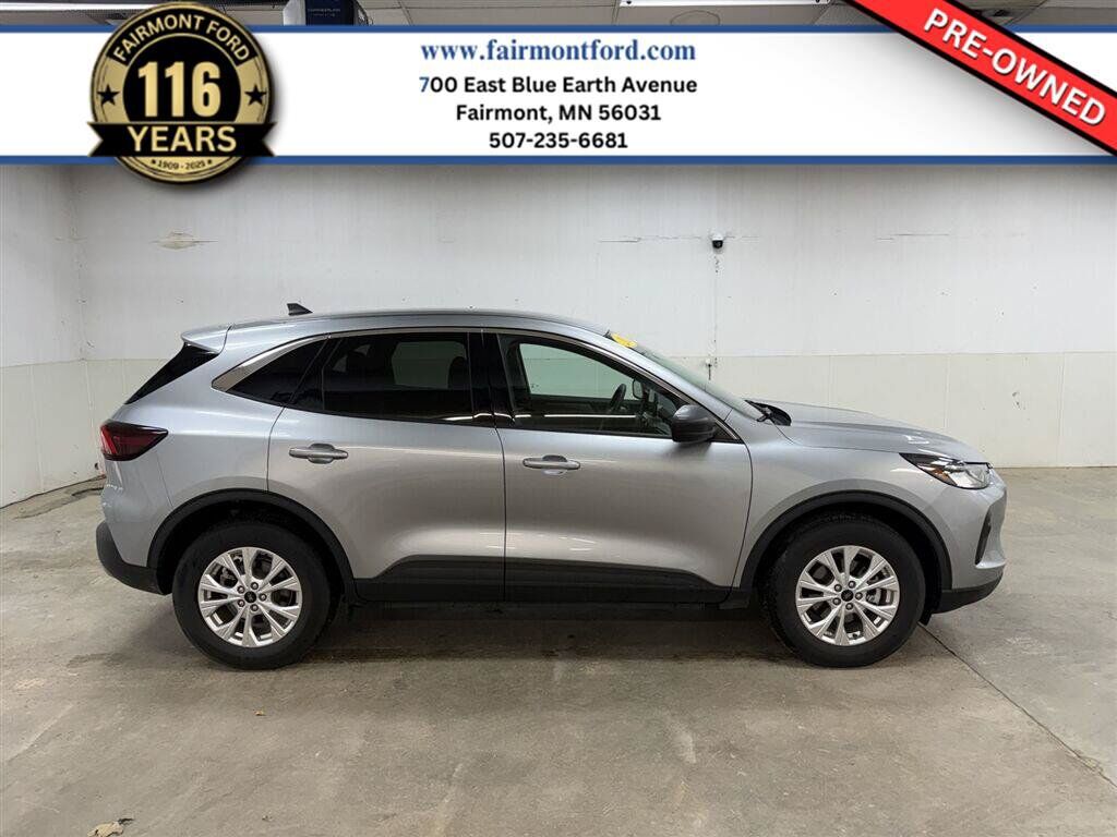 2023 FORD Escape