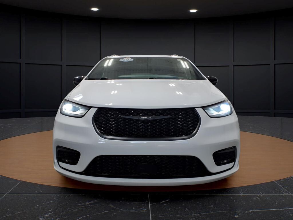 2025 CHRYSLER Pacifica